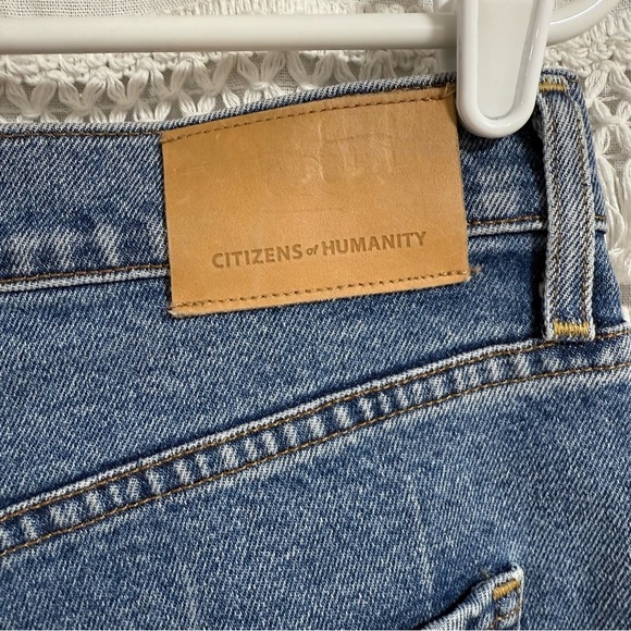 Citizens of Humanity Jolene Jeans - Picture 10 of 10